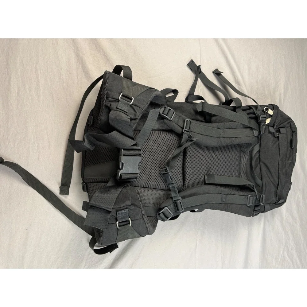 Cirqueworks‎ Technical Hiking/Climbing Backpack Black HD Multi Strap Outdoor Bag
